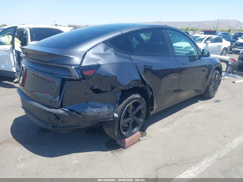 2026 TESLA MODEL Y ELECTRIC(VIN: 7SAYGDED0TF638288
