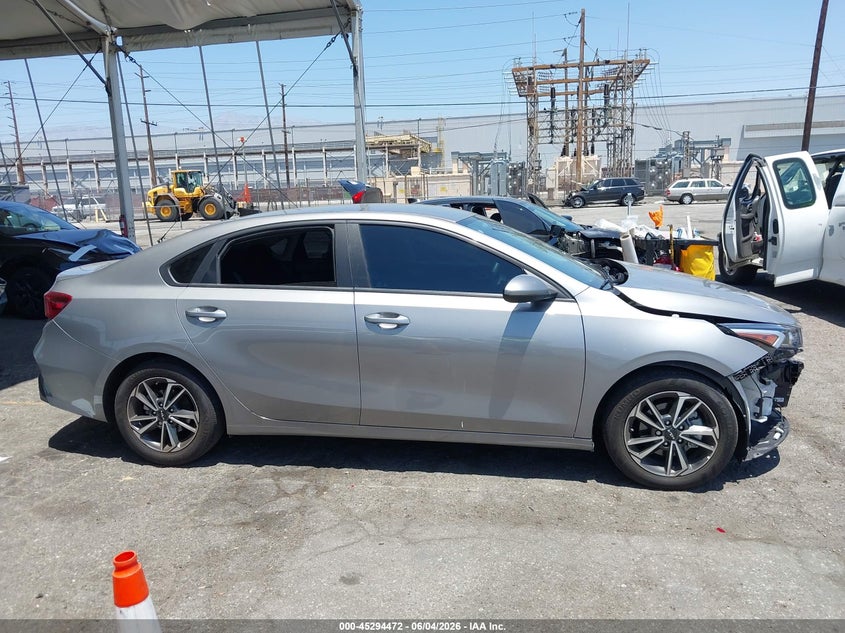 VIN 3KPF24AD4PE604200 2023 KIA FORTE LXS