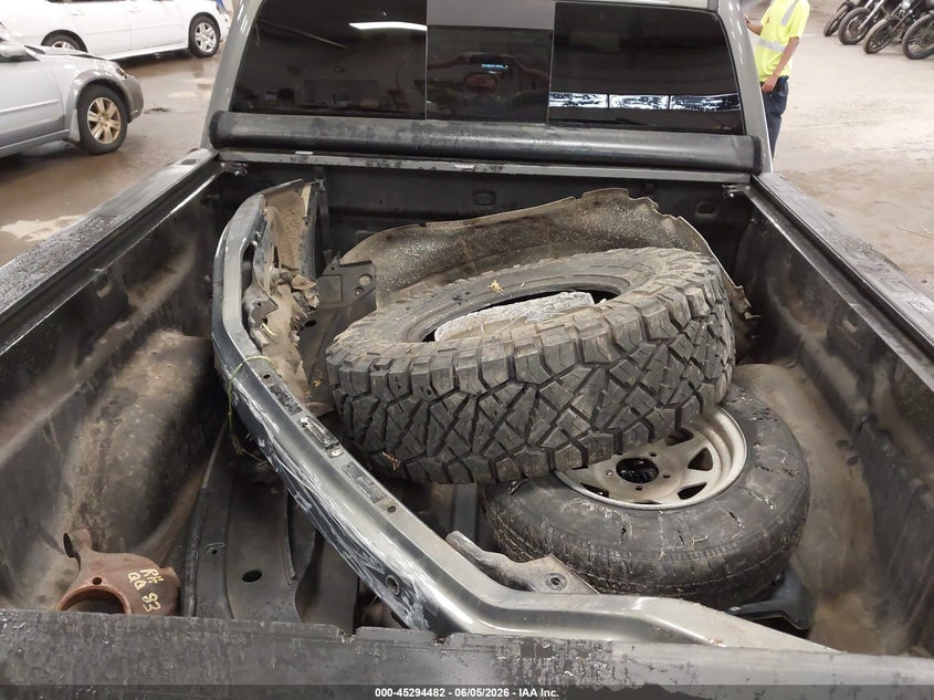 GMC SIERRA 1500 2018 VIN 3GTU2PEJ2JG588048