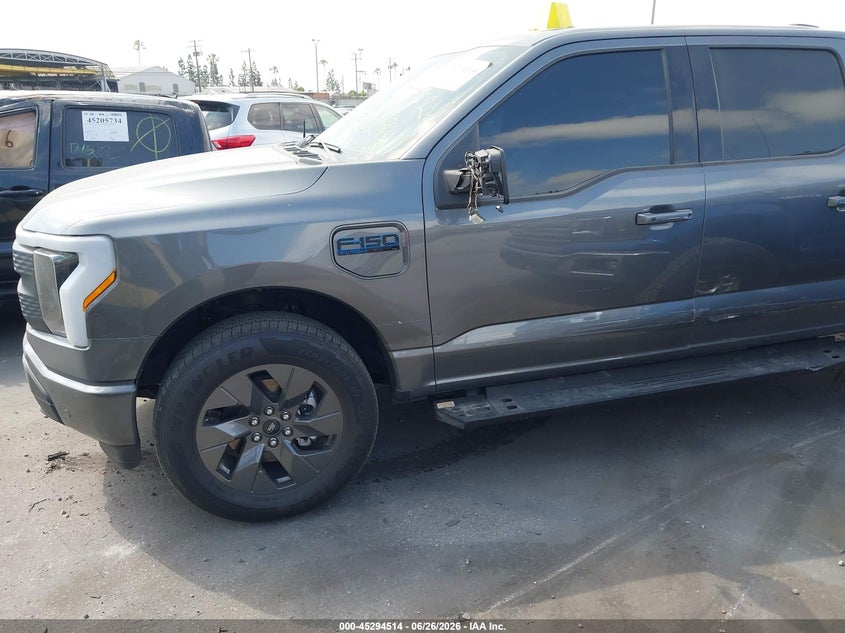 2025 Ford F-150 Lightning Flash 1FT6W3LUXSWG21495 photo 1