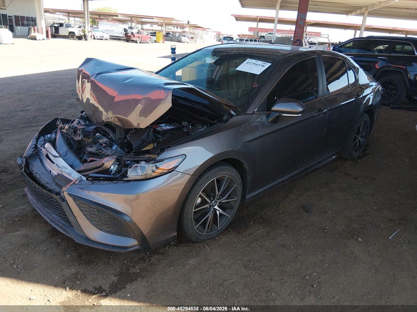 Vin: 4t1g11akxpu821171, lot: 45792374, toyota camry se 20232