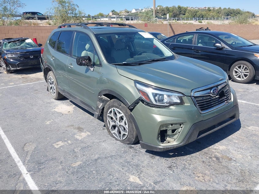 Vin: jf2skaec7kh492317, lot: 45792406, subaru forester premium 2019 img_1