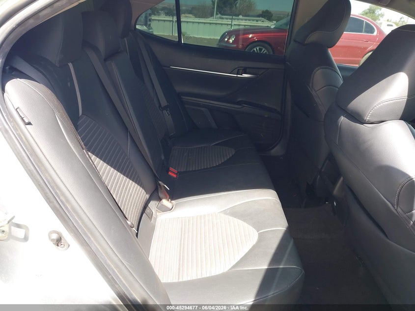 2019 TOYOTA CAMRY auction photo 8