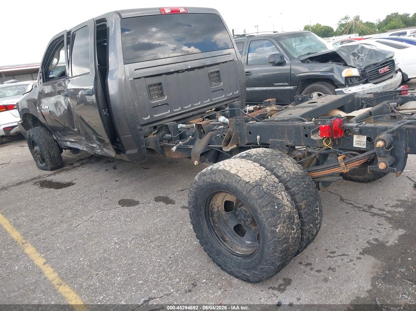 2014 RAM 3500 auction photo 3