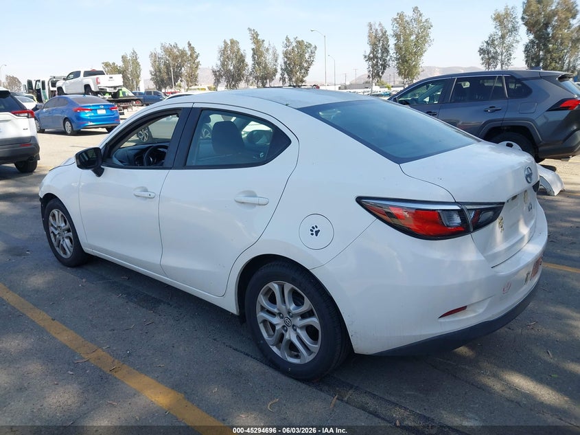 Vin: 3mydlbzv0gy106601, lot: 45792532, scion ia 20163