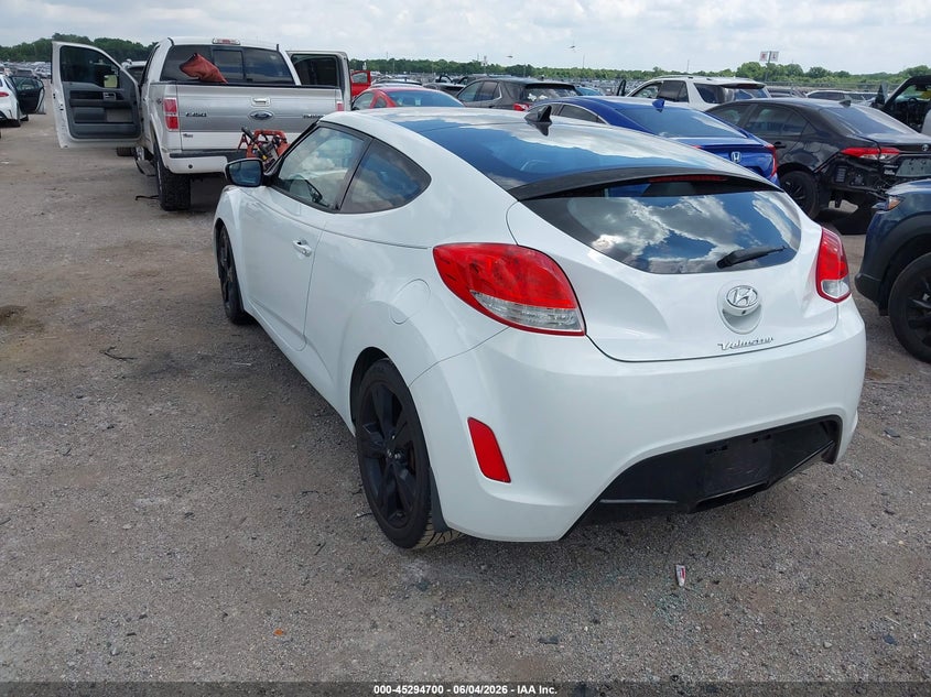 2016 HYUNDAI VELOSTER auction photo 3