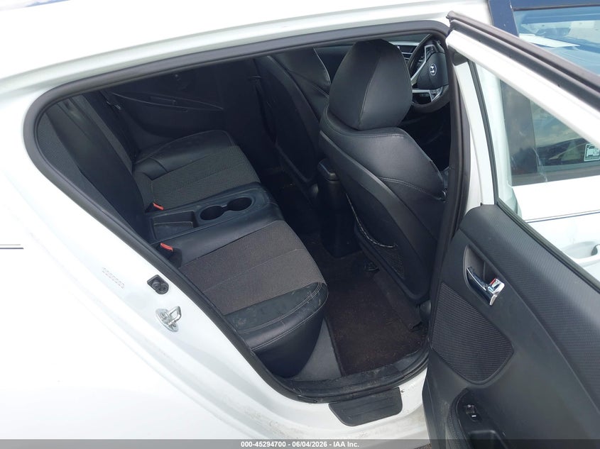 2016 HYUNDAI VELOSTER auction photo 8