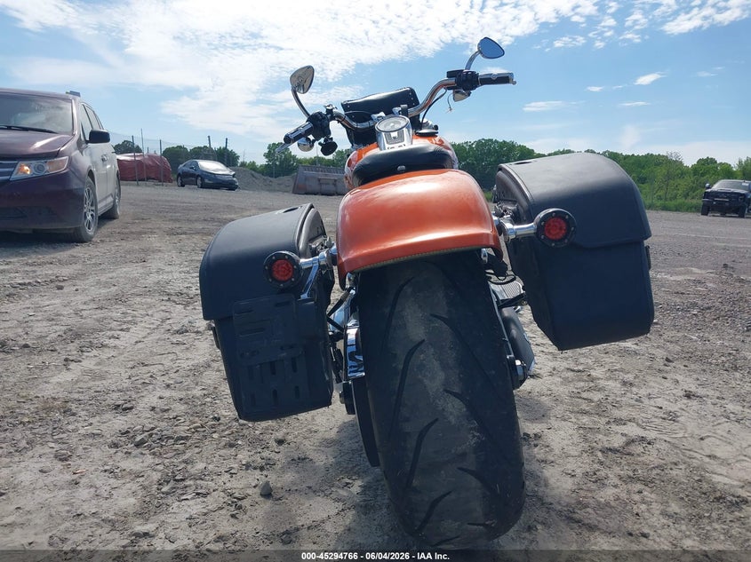 2019 HARLEY-DAVIDSON FLFBS auction photo 6