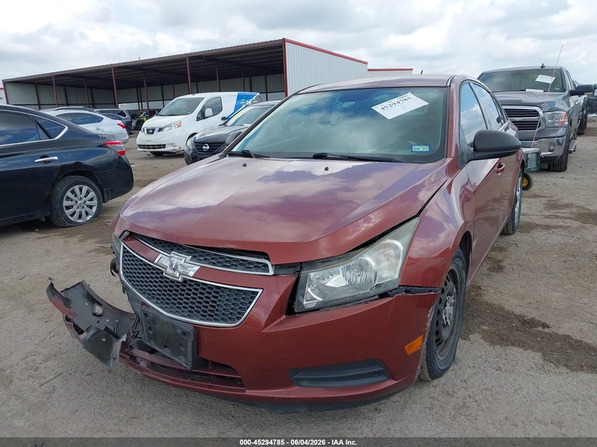 Vin: 1g1pc5sh6c7325276, lot: 45792621, chevrolet cruze ls 20122