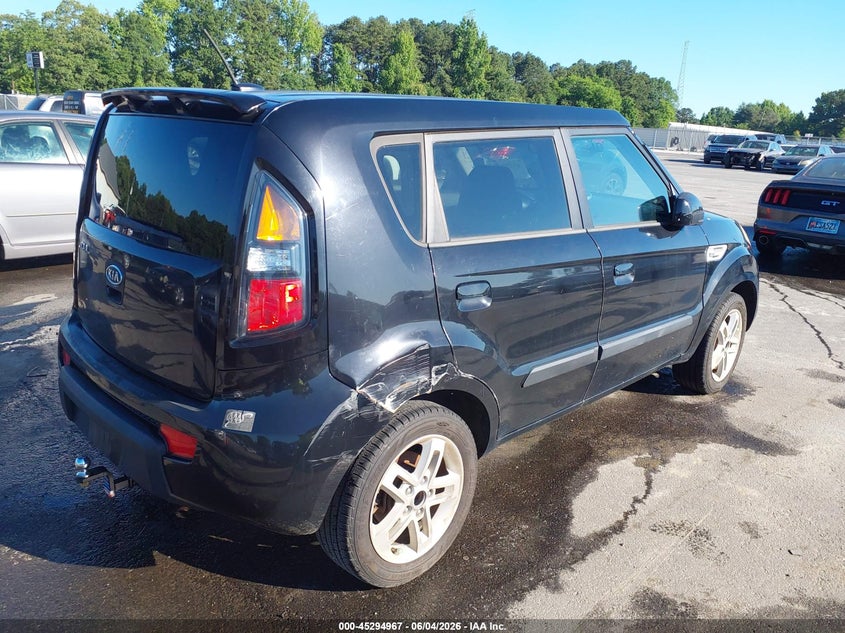 2010 KIA SOUL auction photo 4