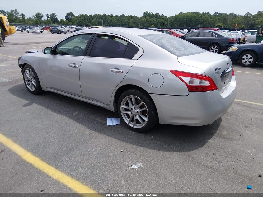 AtlanticExpress - Nissan Maxima