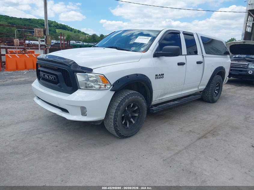 Vin: 1c6rr7fg8js254322, lot: 45792954, ram 1500 express  4x4 6'4 box 20182