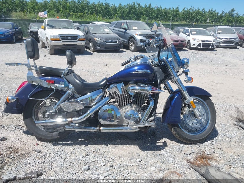 2004 Honda Vt1300 S VIN: 1HFSC520X4A106827 Lot: 45295163