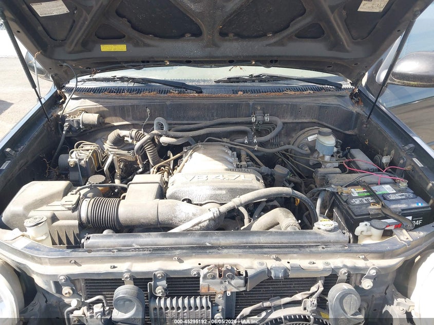 2003 TOYOTA SEQUOIA SPORT UTILITY VEHICLE 4.7L V-8 DOHC, 240HP