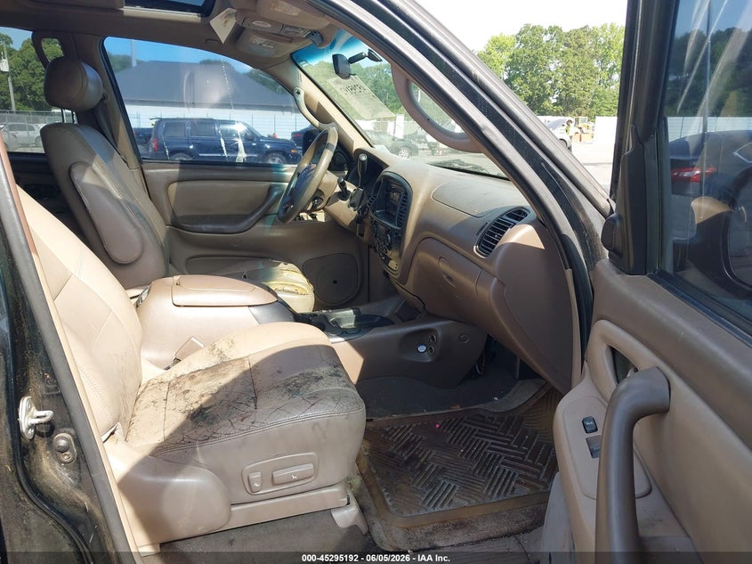 2003 TOYOTA SEQUOIA SPORT UTILITY VEHICLE 4.7L V-8 DOHC, 240HP