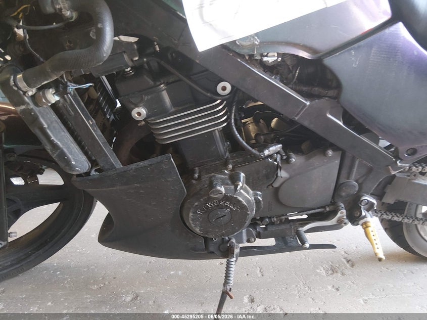 2002 Kawasaki Ex500 D VIN: JKAEXVD102A070056 Lot: 45295205