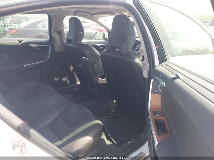 2016 Volvo S60 Inscription T5 Drive-E Premier VIN: LYV402FK7GB099984 Lot: 45295237