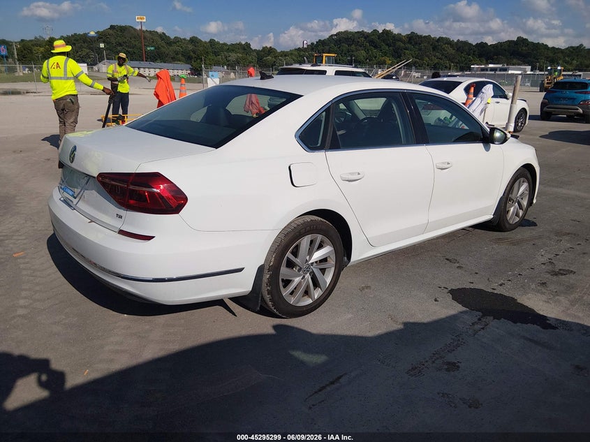 2018 VOLKSWAGEN PASSAT auction photo 2