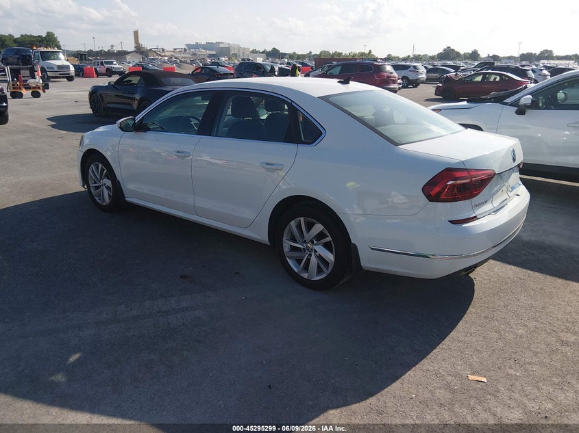 2018 VOLKSWAGEN PASSAT auction photo 3