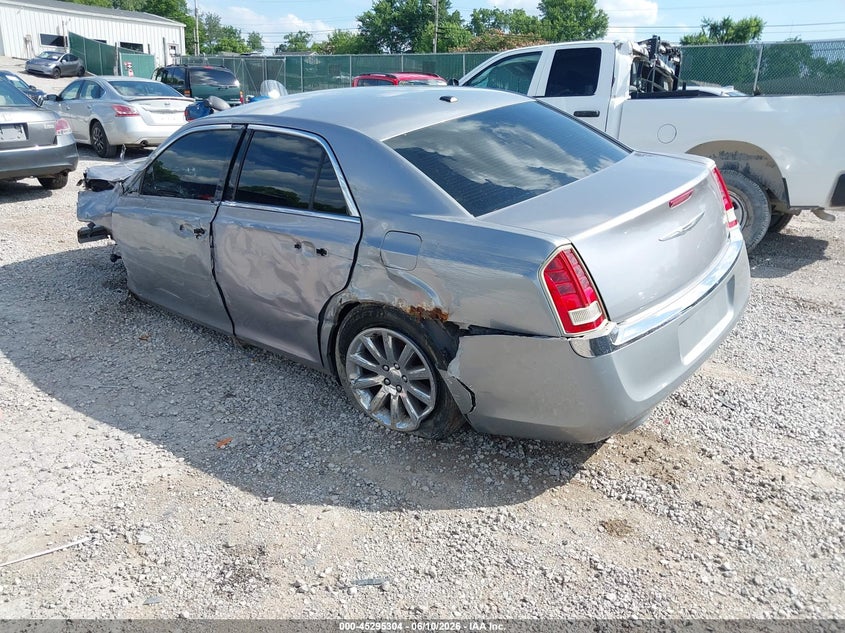 Vin: 2c3ca5cg2bh533017, lot: 45793160, chrysler 300 limited 20113