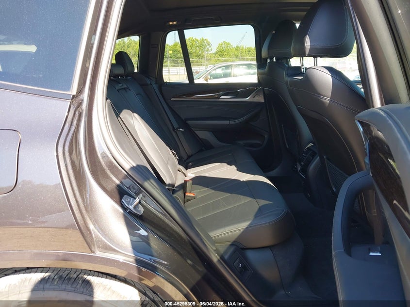 BMW X3 - zdjęcie 8