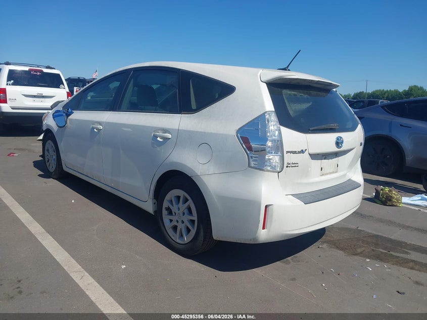 2012 TOYOTA PRIUS V auction photo 3