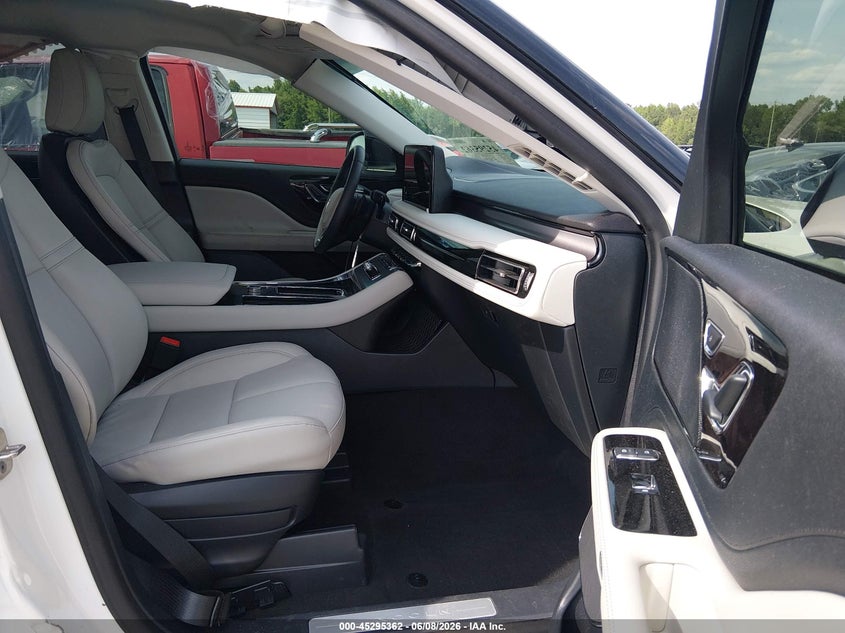 LINCOLN AVIATOR 2025 VIN 5LM5J6XC8SGL28839