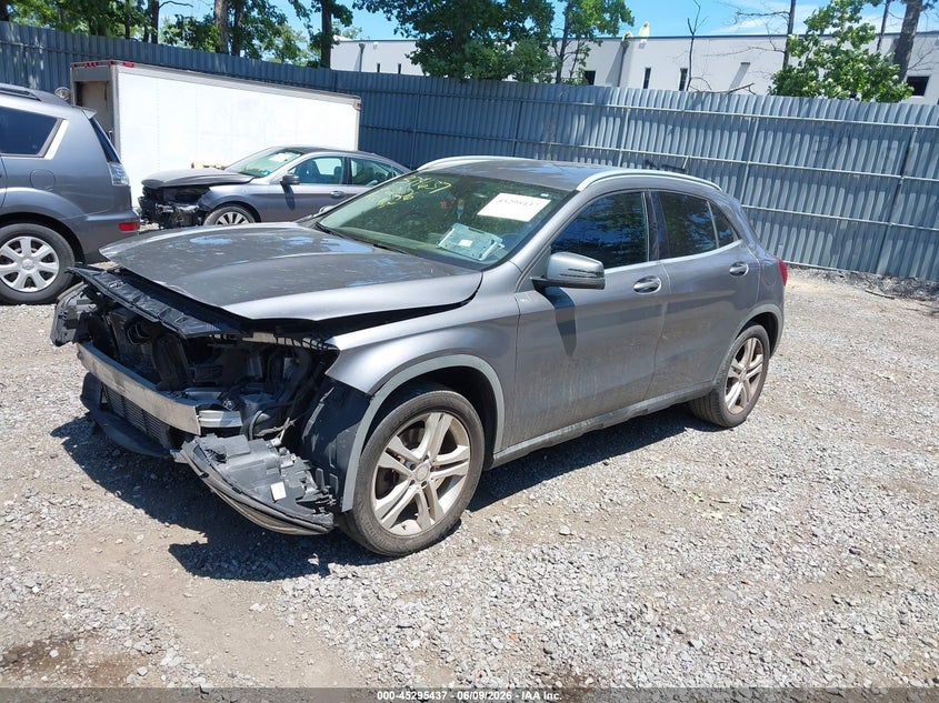 Vin: wdctg4eb9fj178058, lot: 45793293, mercedes-benz gla 250 20152