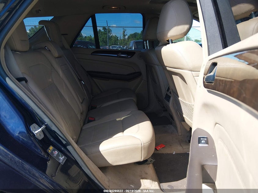 2015 Mercedes-Benz Ml 350 4Matic VIN: 4JGDA5HB4FA583284 Lot: 45295522