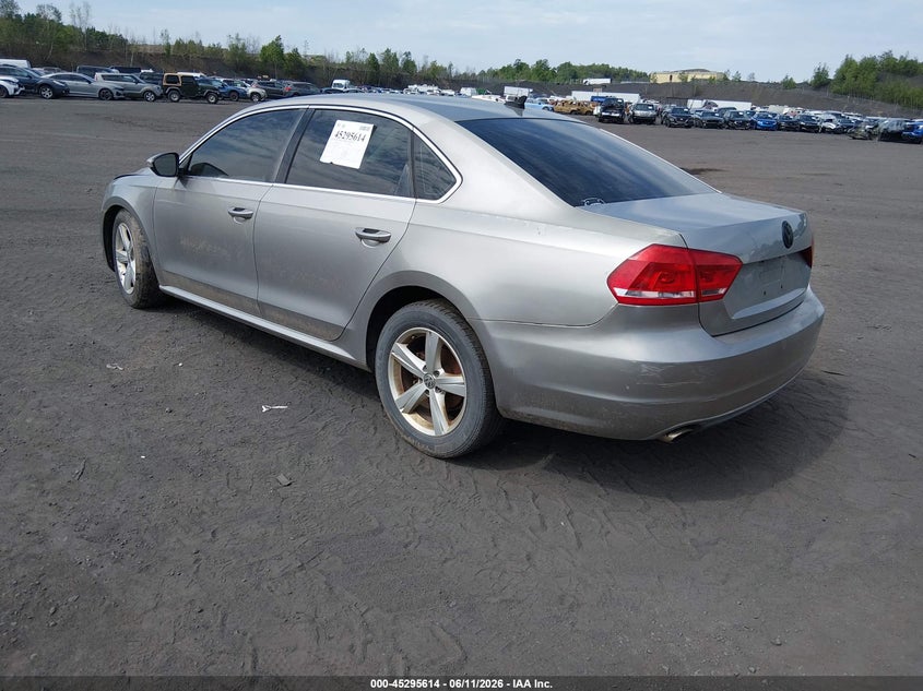 2012 VOLKSWAGEN PASSAT SEDAN 2.5L I-5 DOHC, VVT, 170HP