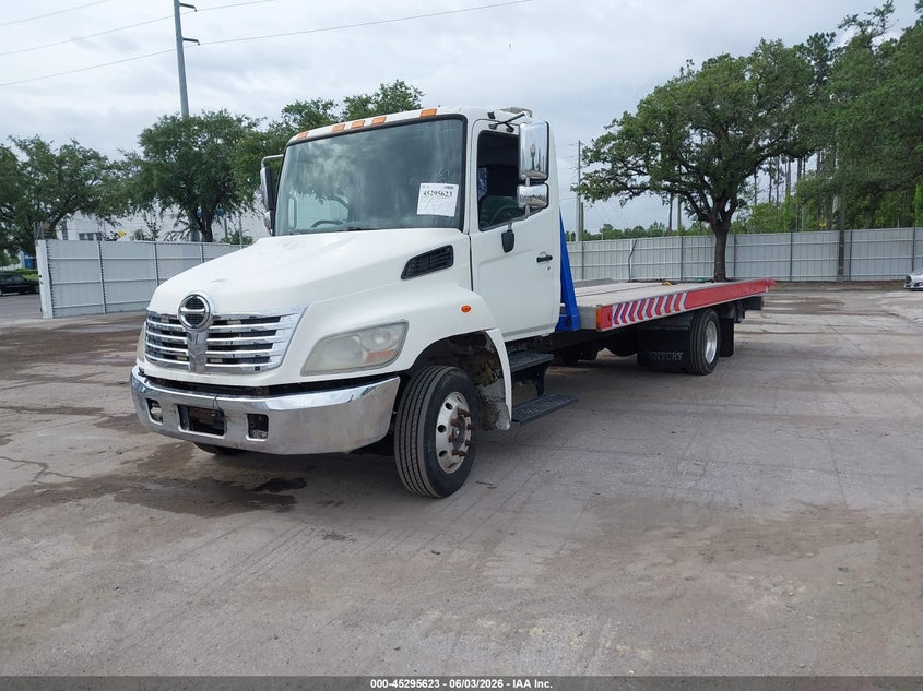 5PVND8JN5A4S50198 2010 Hino 258 photo 1