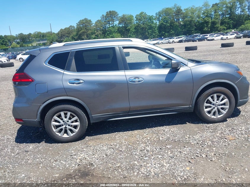 VIN KNMAT2MV8HP611944 2017 NISSAN ROGUE SV