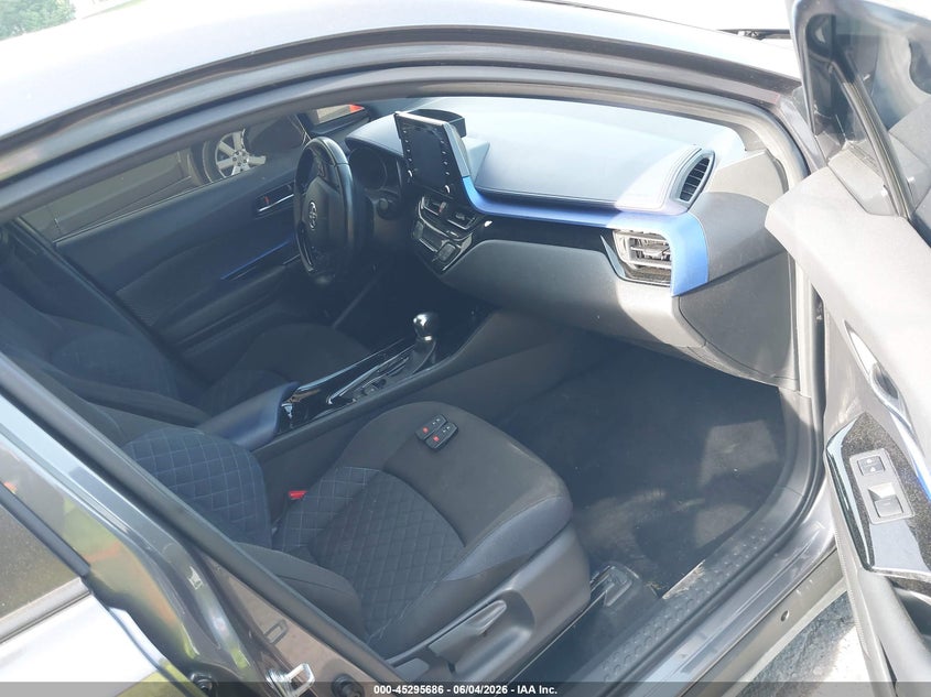TOYOTA C-HR 2021 VIN JTNKHMBX6M1119444