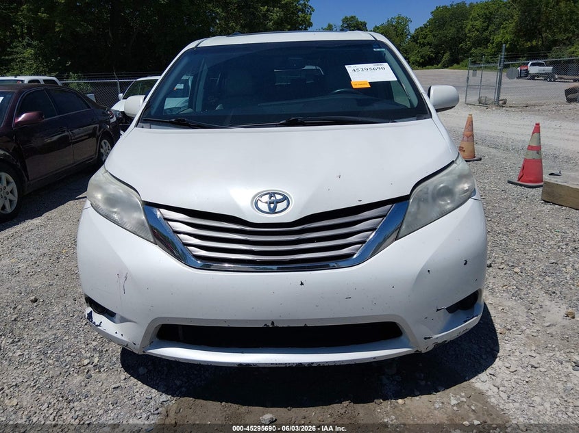2015 Toyota Sienna Xle Premium 7 Passenger VIN: 5TDDK3DC0FS104611 Lot: 45295690
