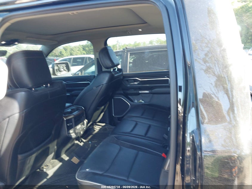 2022 RAM 1500 auction photo 8