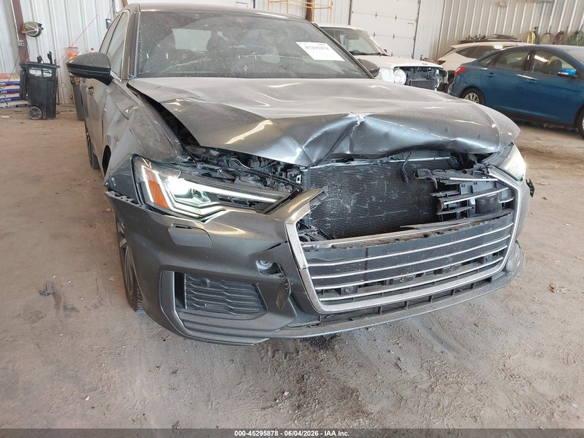 VIN WAUL2AF24KN088415 2019 AUDI A6 55 PREMIUM