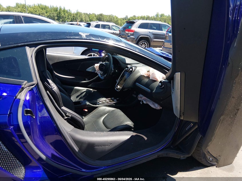 2022 MCLAREN GT auction photo 5