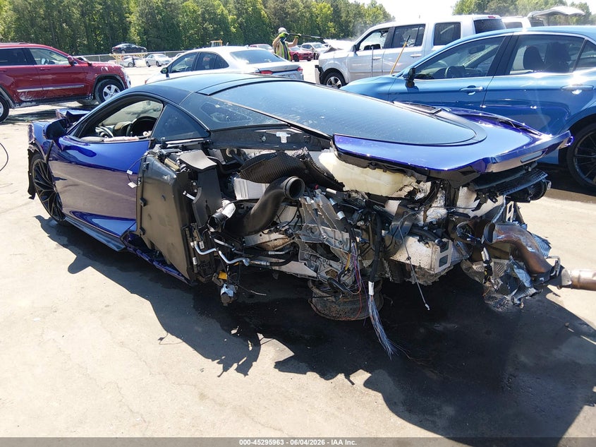 2022 MCLAREN GT auction photo 6