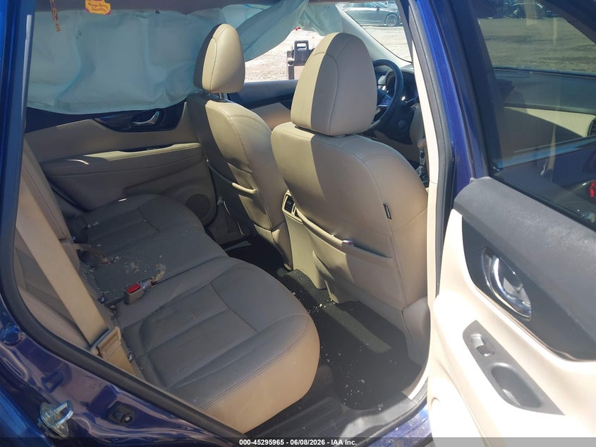 2020 NISSAN ROGUE auction photo 8