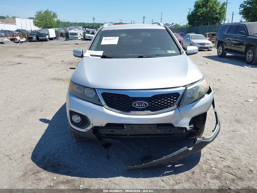 2011 Kia Sorento Lx VIN: 5XYKTCA10BG172633 Lot: 45296023