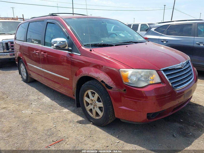 Vin: 2a4rr8d1xar397880, lot: 45793885, chrysler town & country touring plus 2010 img_1