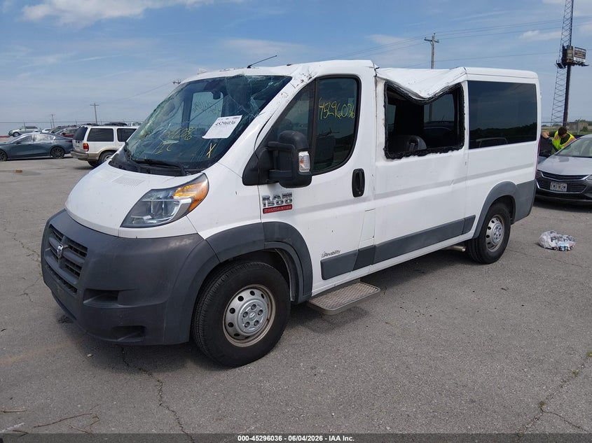 Vin: 3c6trvag5je113728, lot: 45793892, ram promaster 1500 low roof 136 wb 20182