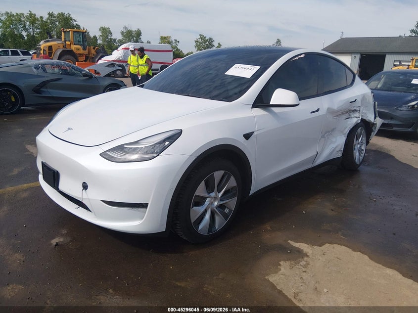 Vin: 5yjygdee4mf104945, lot: 45793901, tesla model y long range dual motor all-wheel drive 20212
