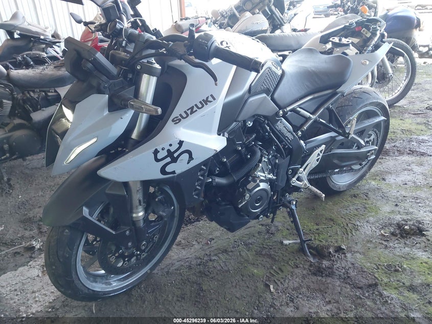 2024 SUZUKI GSX800 auction photo 2