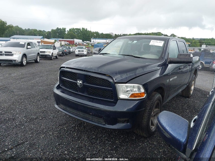 Vin: 1c6rd7kt3cs269475, lot: 45794159, ram 1500 st 20122