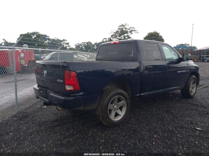 Vin: 1c6rd7kt3cs269475, lot: 45794159, ram 1500 st 20124