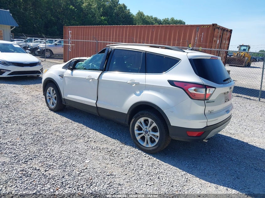 Vin: 1fmcu0gd7jua36803, lot: 45794160, ford escape se 20183