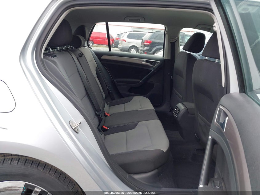 2016 Volkswagen E-Golf Se VIN: WVWKP7AU3GW915415 Lot: 45296326