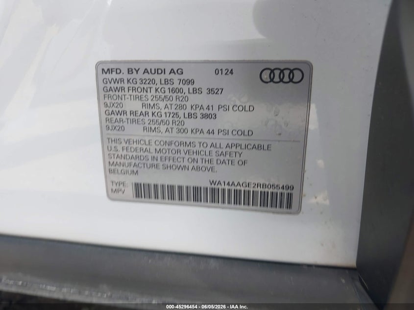 2024 Audi Q8 E-Tron Premium Quattro VIN: WA14AAGE2RB055499 Lot: 45296454