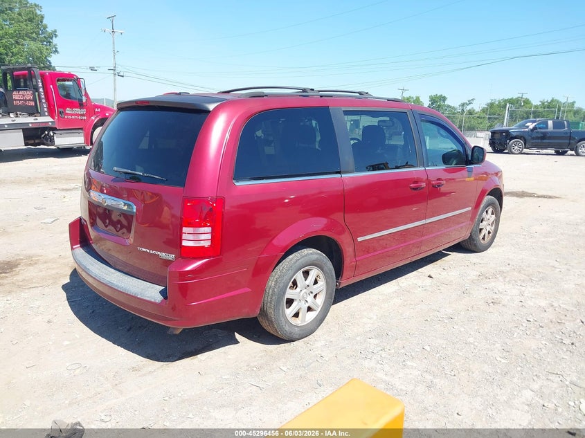 Vin: 2a4rr8dx4ar358349, lot: 45794312, chrysler town & country touring plus 20104